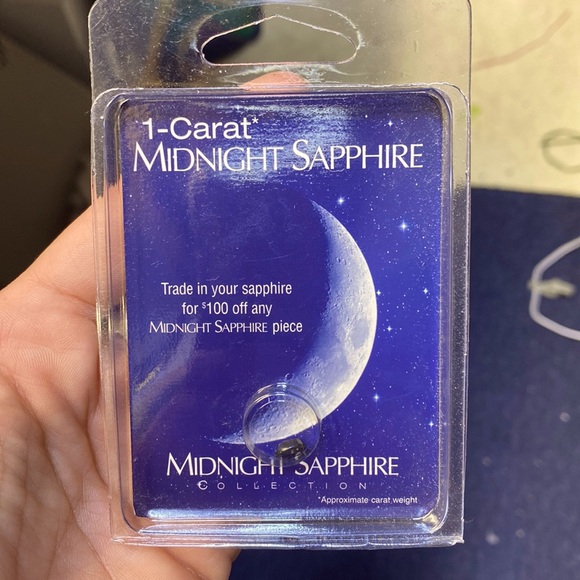 1 carat Sapphire - Picture 1 of 3